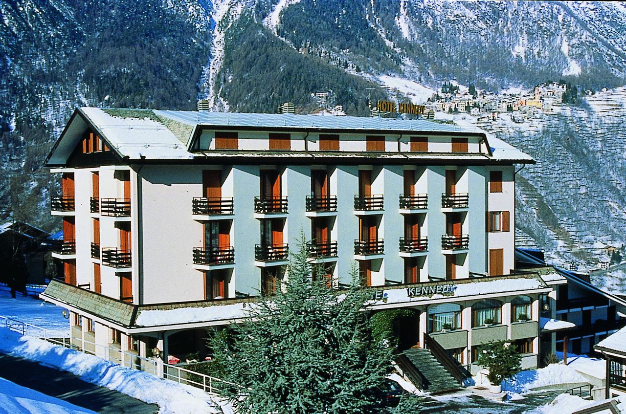 Hotel Kennedy Caspoggio Esterno foto